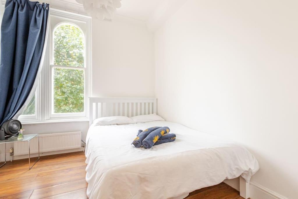 2 Bedroom Flat In St Johns Wood ロンドン エクステリア 写真