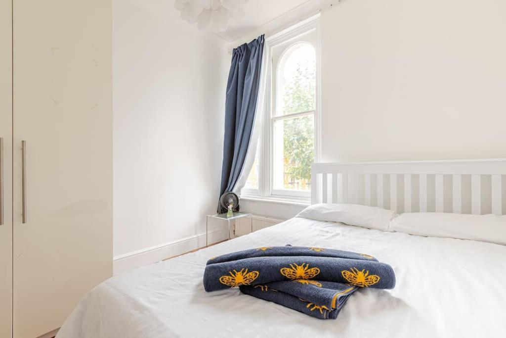 2 Bedroom Flat In St Johns Wood ロンドン エクステリア 写真