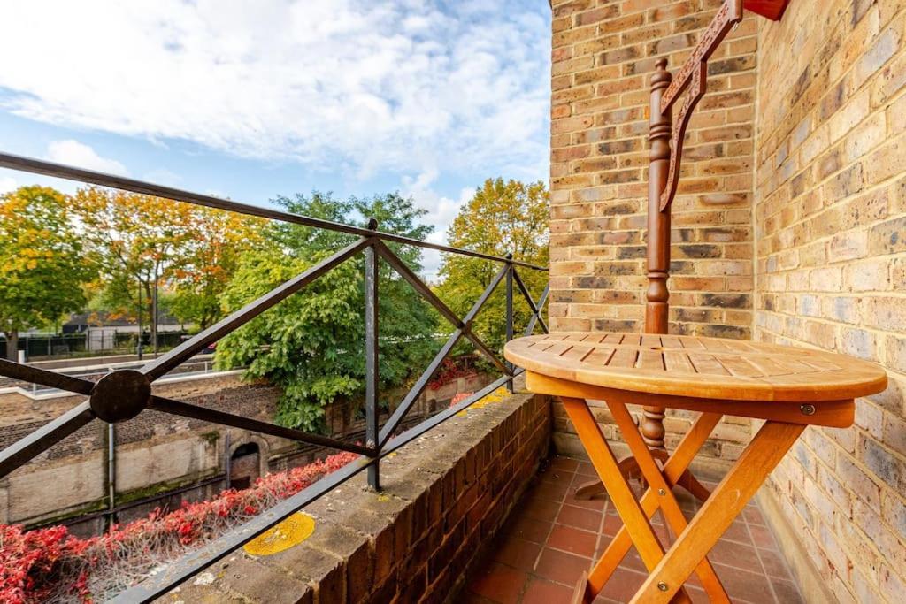 2 Bedroom Flat In St Johns Wood ロンドン エクステリア 写真