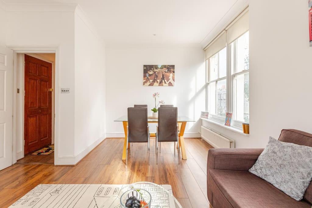 2 Bedroom Flat In St Johns Wood ロンドン エクステリア 写真